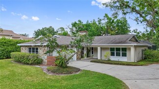 13307 Meadowwood Ct, Tampa, FL 33618