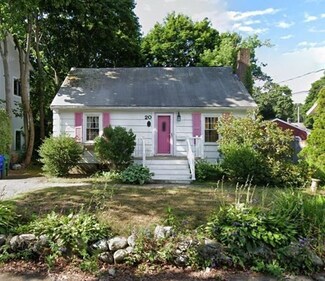 20 Carl St, Newton Highlands, MA 02461