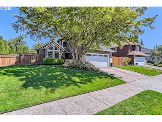 5290 SW Greenwood Cir, Tualatin, OR 97062