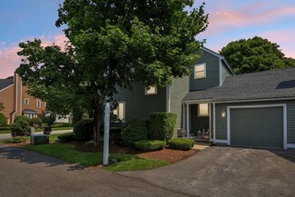 149 Whittier Meadows Dr, Amesbury, MA 01913