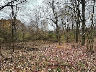 147 N Valley St, Derry, PA 15627