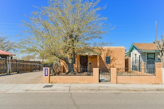1919 Edith Blvd SE, Albuquerque, NM 87102