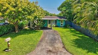 333 Dover St, Boca Raton, FL 33487
