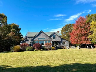 106 Panhandle Rd, Vineyard Haven, MA 02568