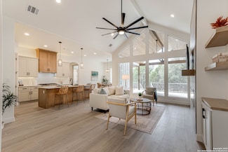 751 Lazy Oaks Dr, Canyon Lake, TX 78133