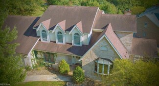 1704 Lakewood Cir, Washington, WV 26181
