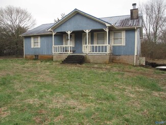 120 Alex Ln, Hazel Green, AL 35750