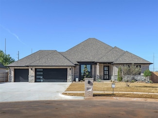3901 Sorano Dr, Moore, OK 73160