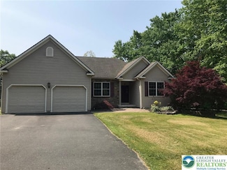 1130 Passer Rd, Coopersburg, PA 18036