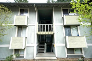 34012 1st Place S Unit J, Federal Way, WA 98003