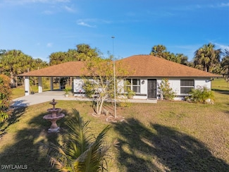 440 21st St NW, Naples, FL 34120