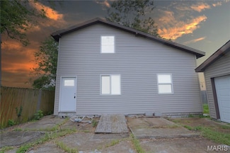 239 Dammert Ave, Saint Louis, MO 63125