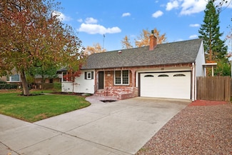 1319 Robertson Way, Sacramento, CA 95818