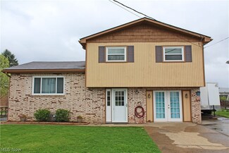 204 Arena Dr, Weirton, WV 26062