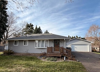 1260 Guthrie Ave N, Saint Paul, MN 55128