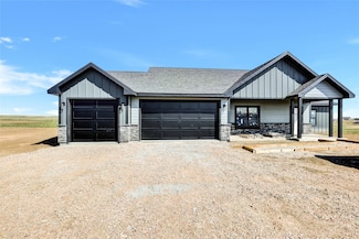47 Platinum Ln, Great Falls, MT 59405