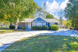 931 Lakeshore Dr, Jacksons Gap, AL 36861