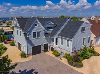 330 Bay Ln, Mantoloking, NJ 08738