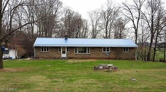 1134 Wenger Rd S, Dalton, OH 44618