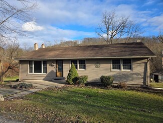 11035 Jackelyns Dr, Huntingdon, PA 16652