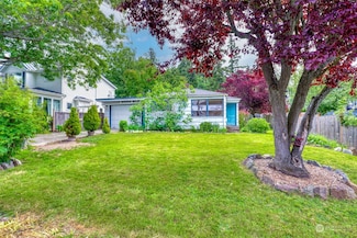 2728 63rd Ave SE, Mercer Island, WA 98040