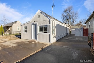 603 Military St, Walla Walla, WA 99362