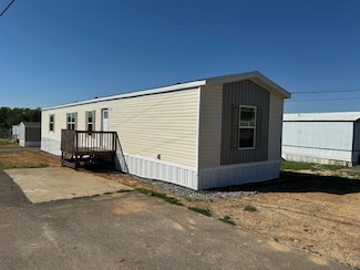 585 Travis Way, Newport, TN 37821