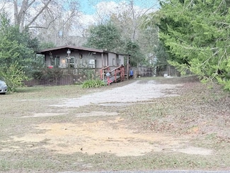 21117 Catawba Ave, Lockhart, AL 36455