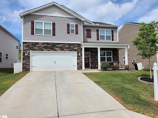 71 Oak Edge Ln, Greer, SC 29651