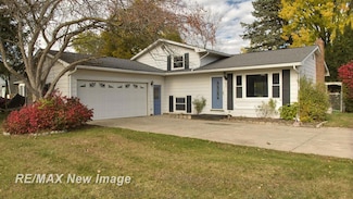 665 Briarwood Dr, Vassar, MI 48768