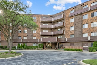850 Wellington Ave Unit 311, Elk Grove Village, IL 60007