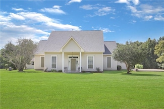 230 Churchill Downs Dr, Bush, LA 70431