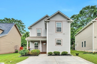 121 Crown Ct, Williamston, SC 29697