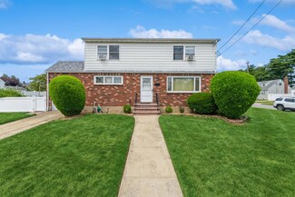 133 Dorothy Dr, East Meadow, NY 11554