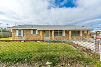 224 Oak D St, Larose, LA 70373