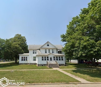 304 S Wilson Ave, Jefferson, IA 50129