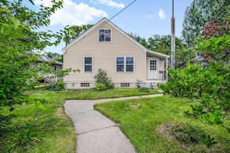 310 Wilson Ave NE, Saint Cloud, MN 56304