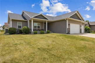 2100 Hillside Dr, Ely, IA 52227