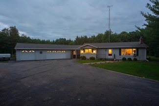 W9398 Czech Rd, Wautoma, WI 54982
