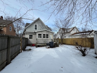 918 Clinton Ave, Kalamazoo, MI 49001