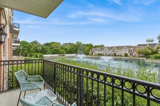 553 Pacing Way, Westbury, NY 11590