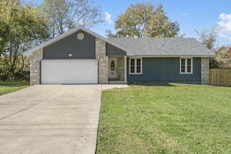3841 S Colgate Ave, Springfield, MO 65807