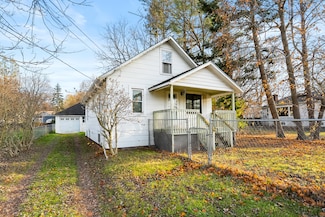 5216 Keyes Dr, Kalamazoo, MI 49004