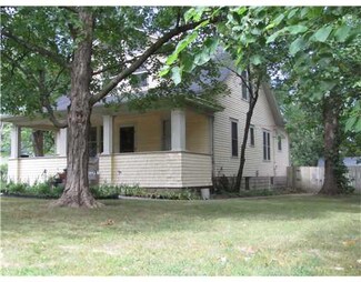 612 S 6th St, Rogers, AR 72756