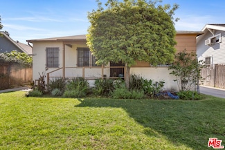 1632 W 52nd St, Los Angeles, CA 90062