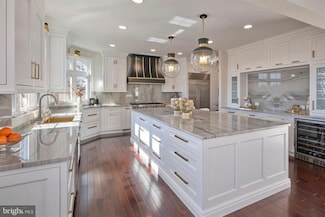 58 Woosamonsa Rd, Pennington, NJ 08534