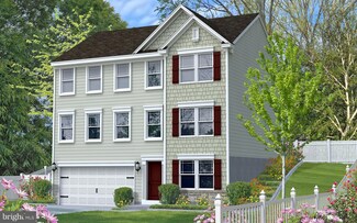 28 Primrose Ln, Gloucester Township, NJ 08012