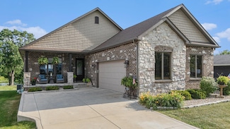 1244 Brandywine Rd, Crown Point, IN 46307