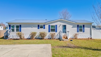 8676 Laurel Woods Dr, Myrtle Beach, SC 29588