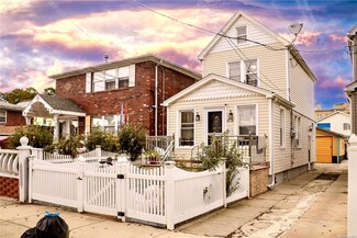 115-15 127th St, South Ozone Park, NY 11420